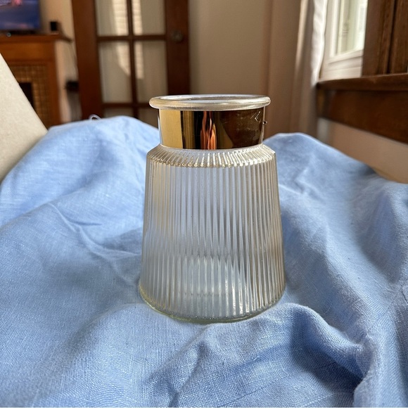 Ribbed Glass Vase with Reflective Gold Wrap Trim - Picture 5 of 11